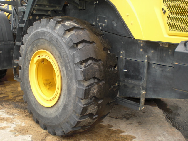 WA470-10 06.JPG
